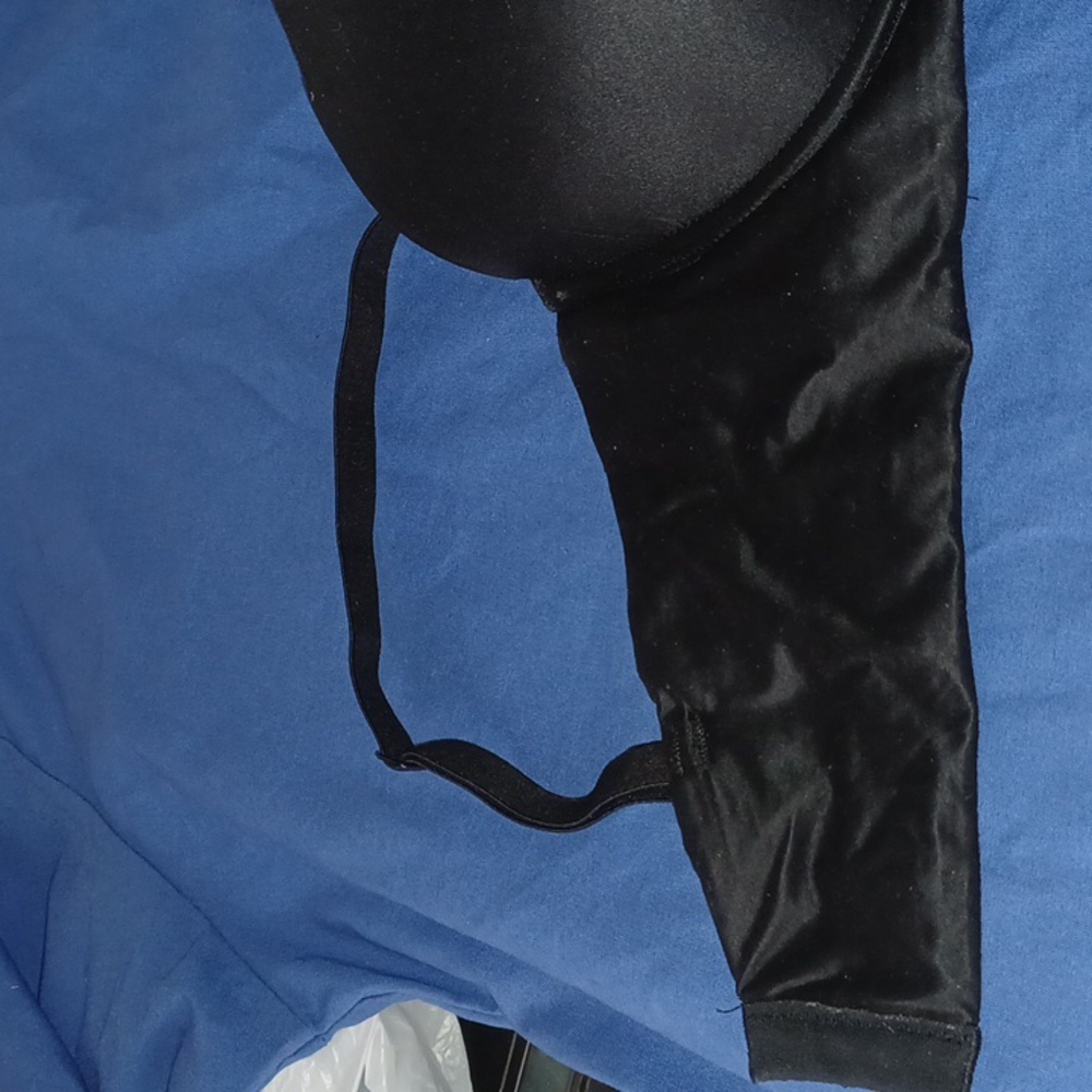 Victoria's Secret Strap/Strapless Bra - Picture 4 of 14